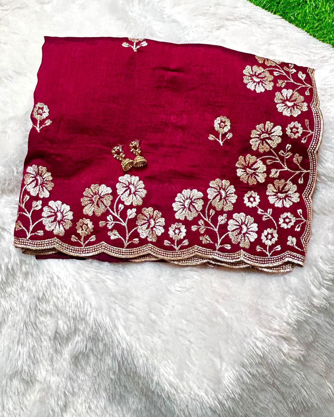 Maroon Colour Vichitra Silk Cut Wok Border Saree