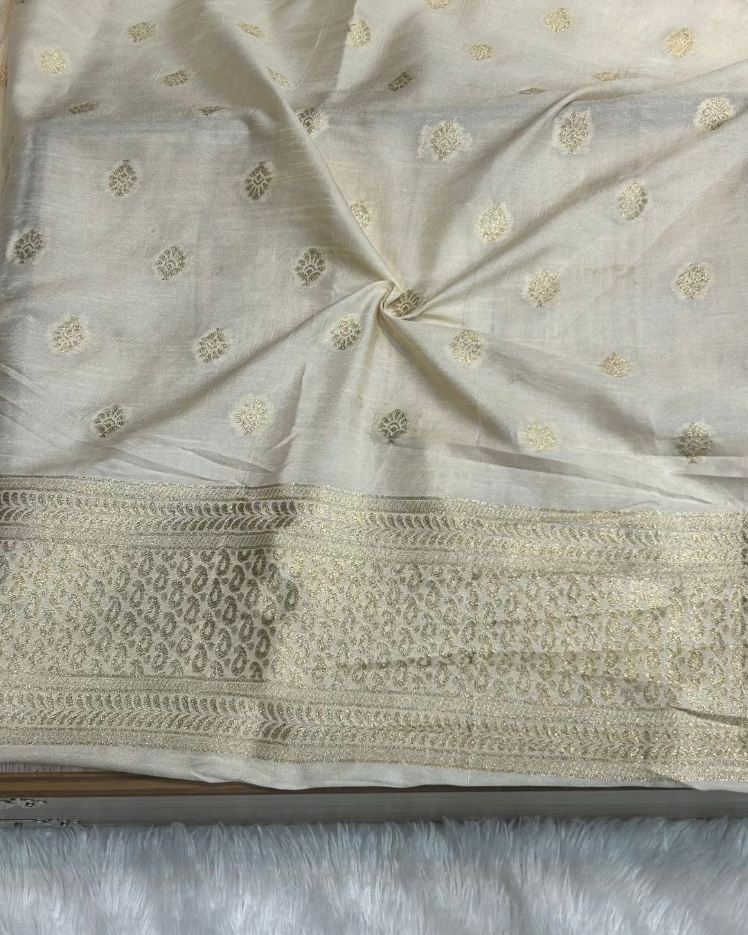 Off White Colour Dola Silk Saree