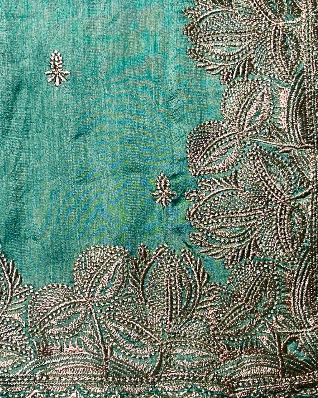 Turquoise Colour Vichitra Silk Thread Wok Border Design Saree
