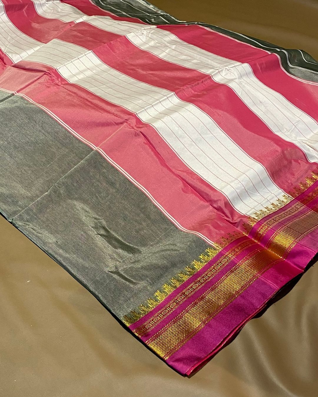 Grey Colour Irkal/Ilkal Cotton Saree