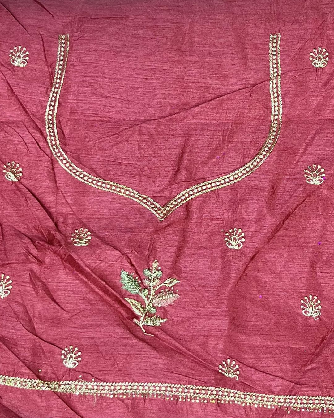 White  Shimmer Georgette Saree with Thread Work