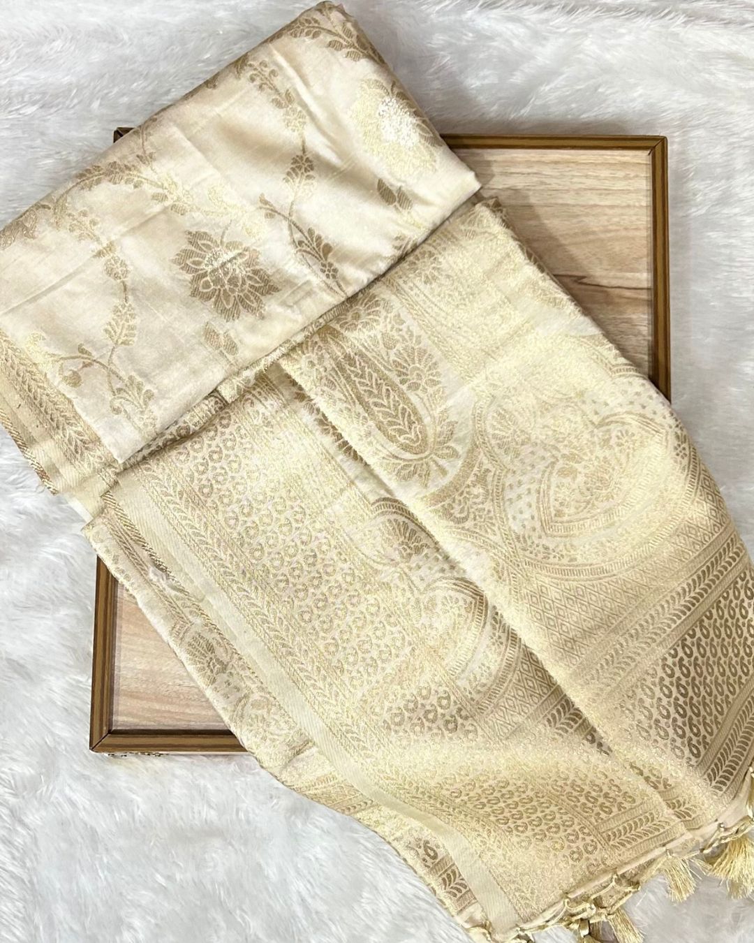 Off White Colour Dola Silk Saree