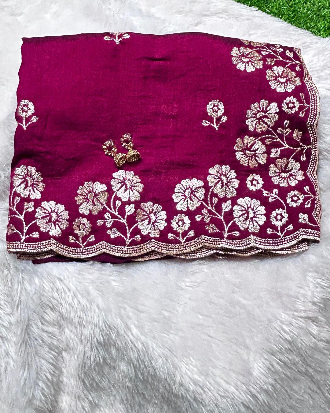 Deep Maroon Colour Vichitra Silk Cut Wok Border Saree