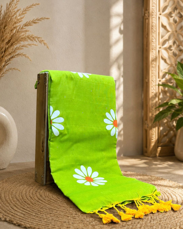 Parrot Green Colour Cotton Floral Printed Saree