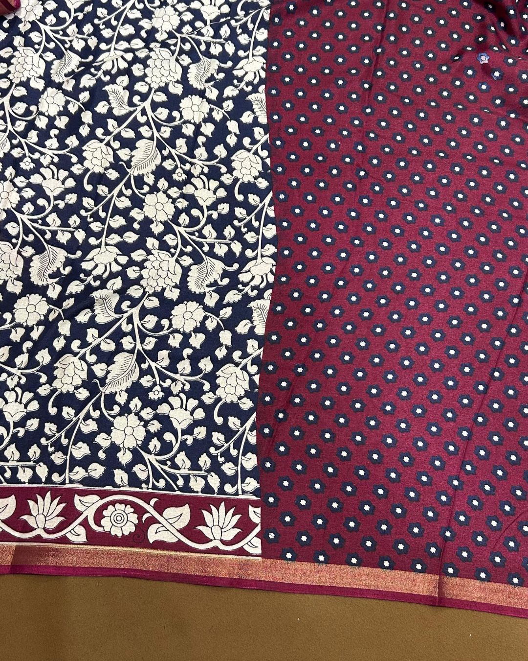 Indigo Blue Colour Mal Cotton Kalamkari Printed Saree with Contrast Blouse