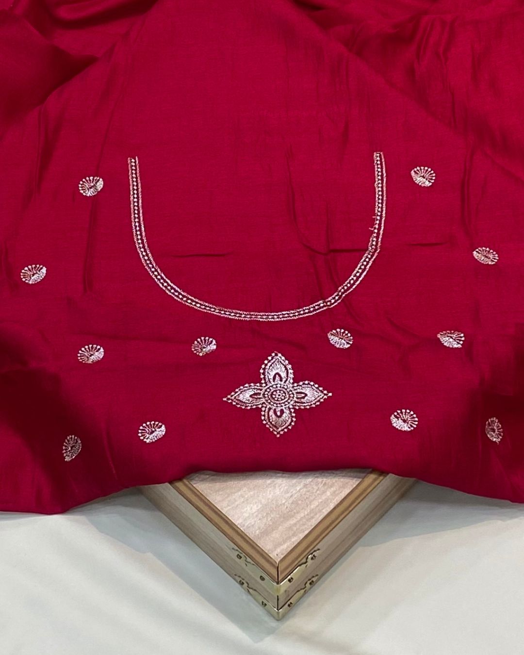 Pink Colour Vichitra Silk Wok Saree