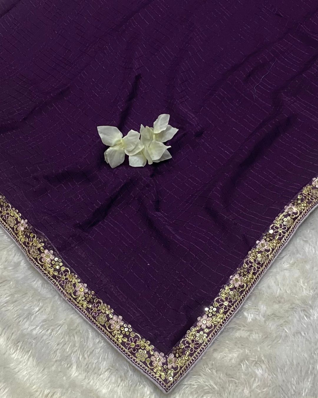 Purple Colour Chiffon Saree With Contrast Blouse