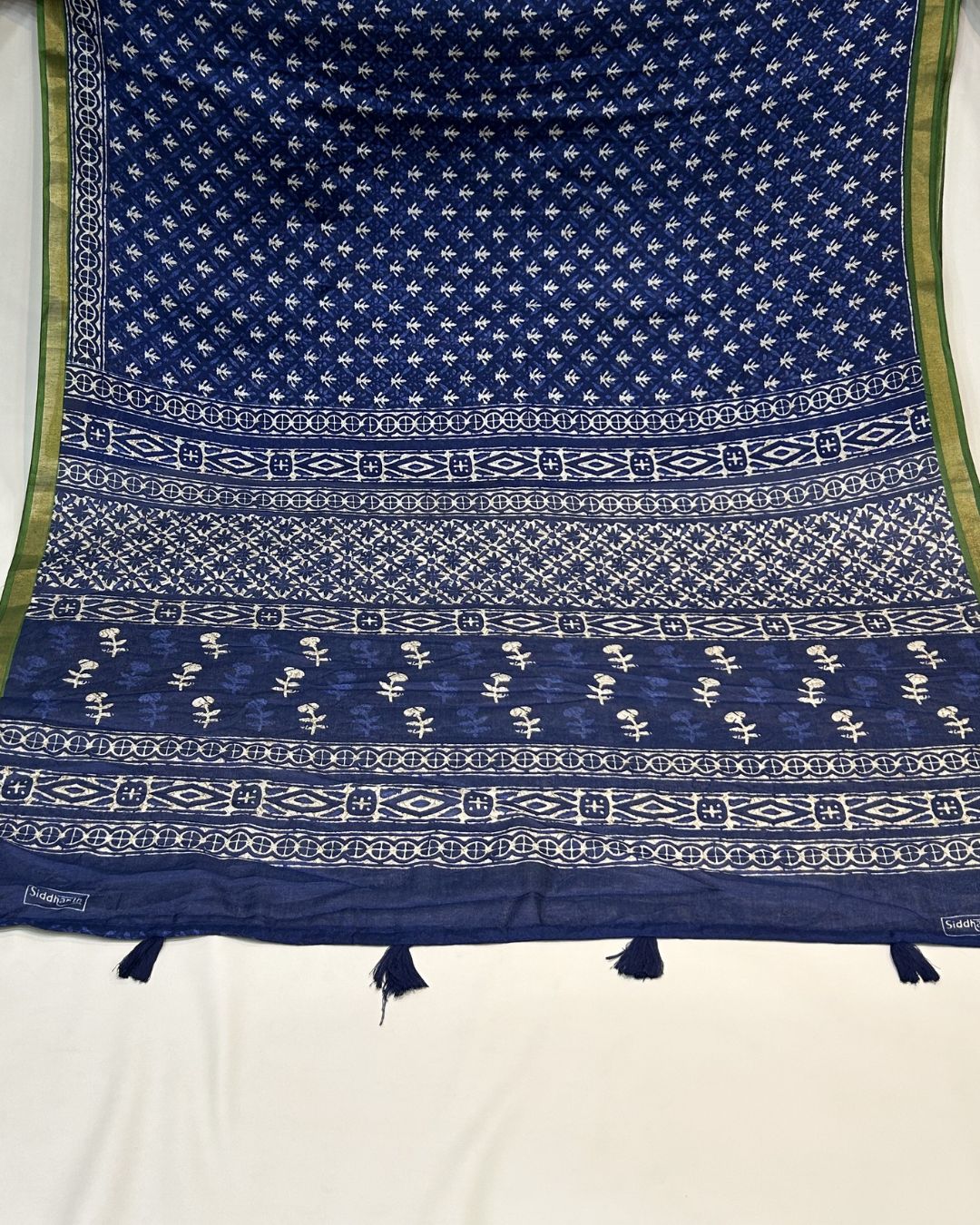 Blue Colour Mal Cotton Indigo Printed Saree with Contrast Border