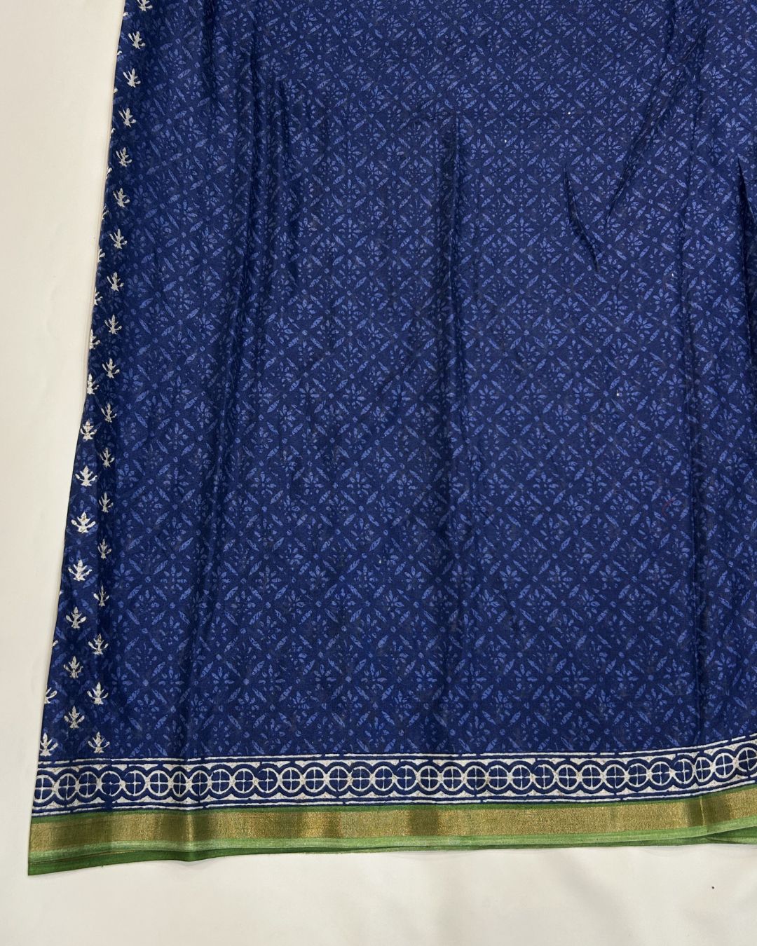 Blue Colour Mal Cotton Indigo Printed Saree with Contrast Border