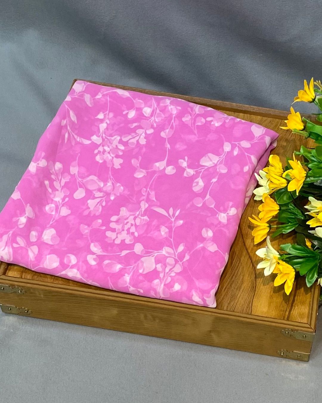Pink Colour Georgette Saree