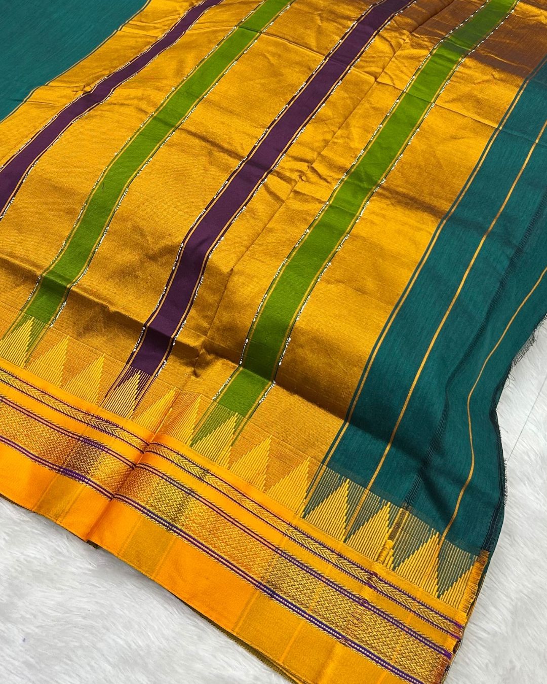 Morpankhi Colour Irkal/Ilkal Cotton Saree