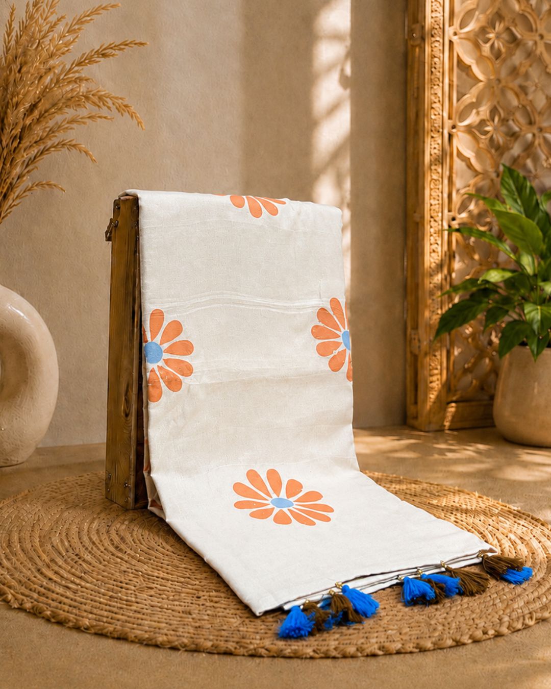 Off White Colour Cotton Floral Printed Saree