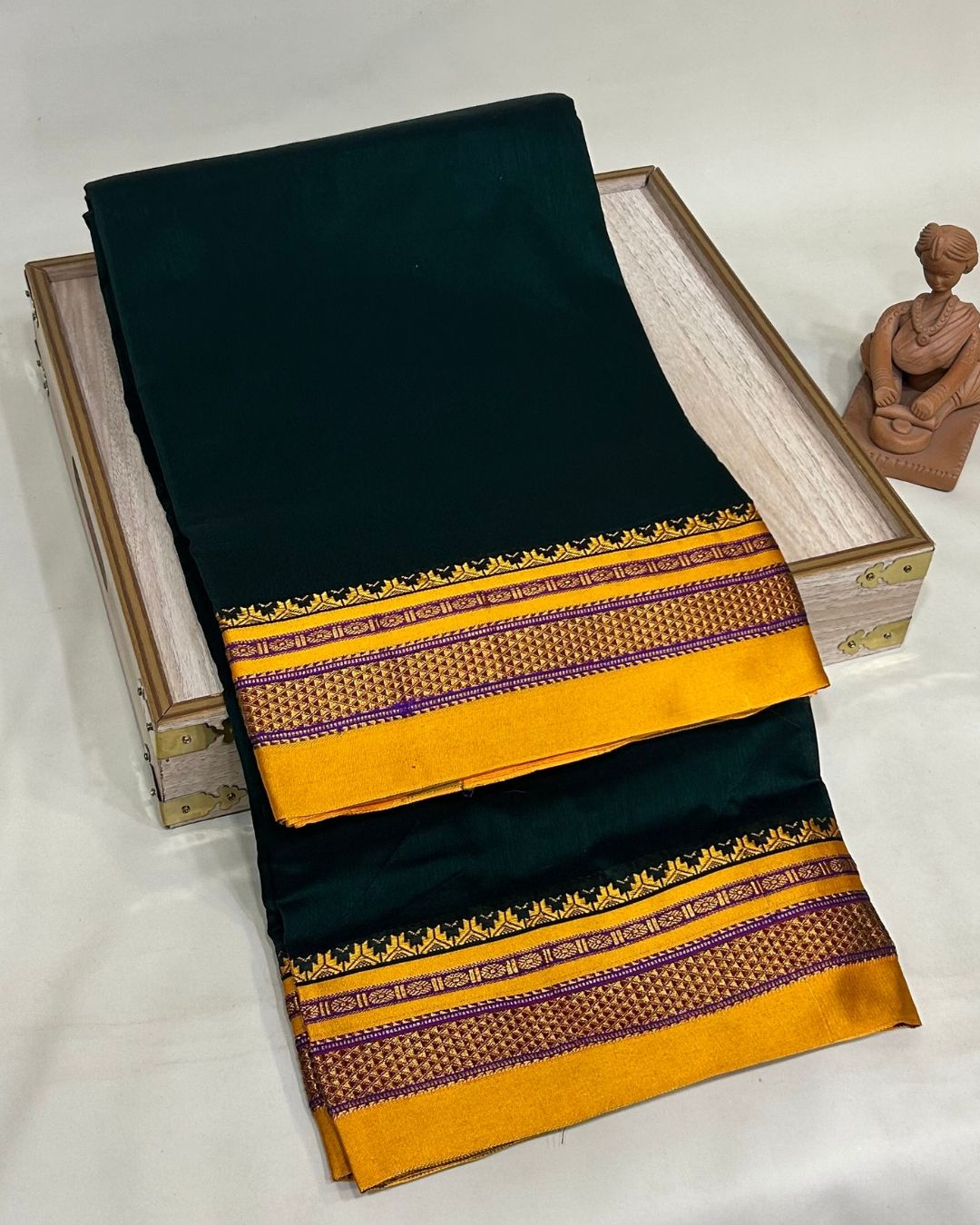 Dark Morpankhi Colour Irkal/Ilkal Cotton Saree