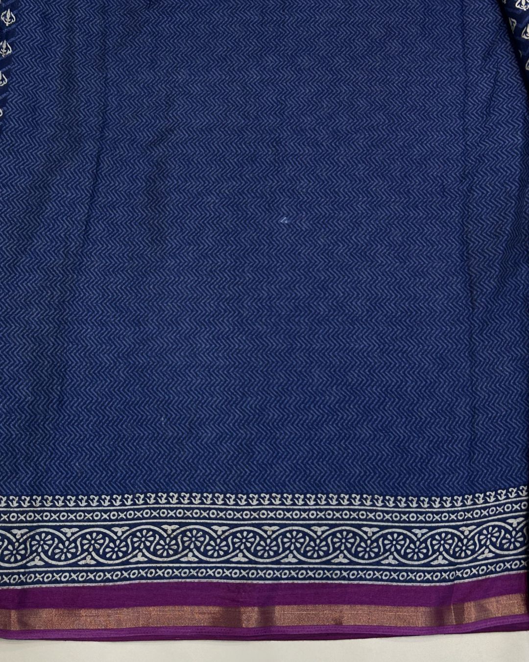 Blue Colour Mal Cotton Indigo Printed Saree with Contrast Border