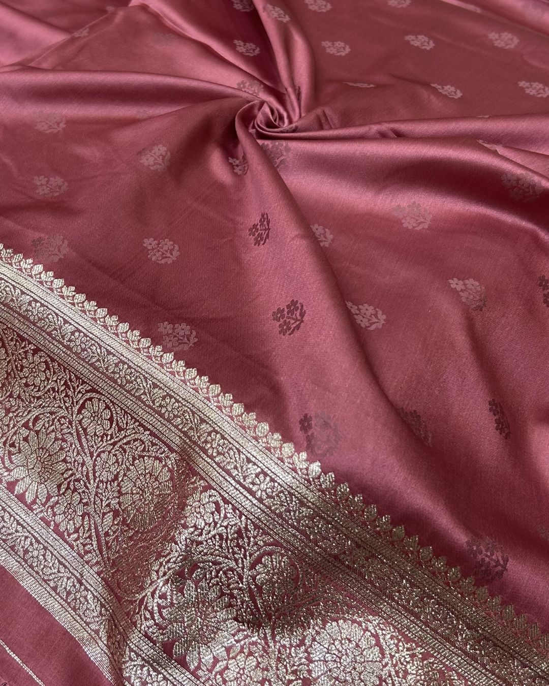 Dusty Rose Pink Colour Soft Satin Silk Saree