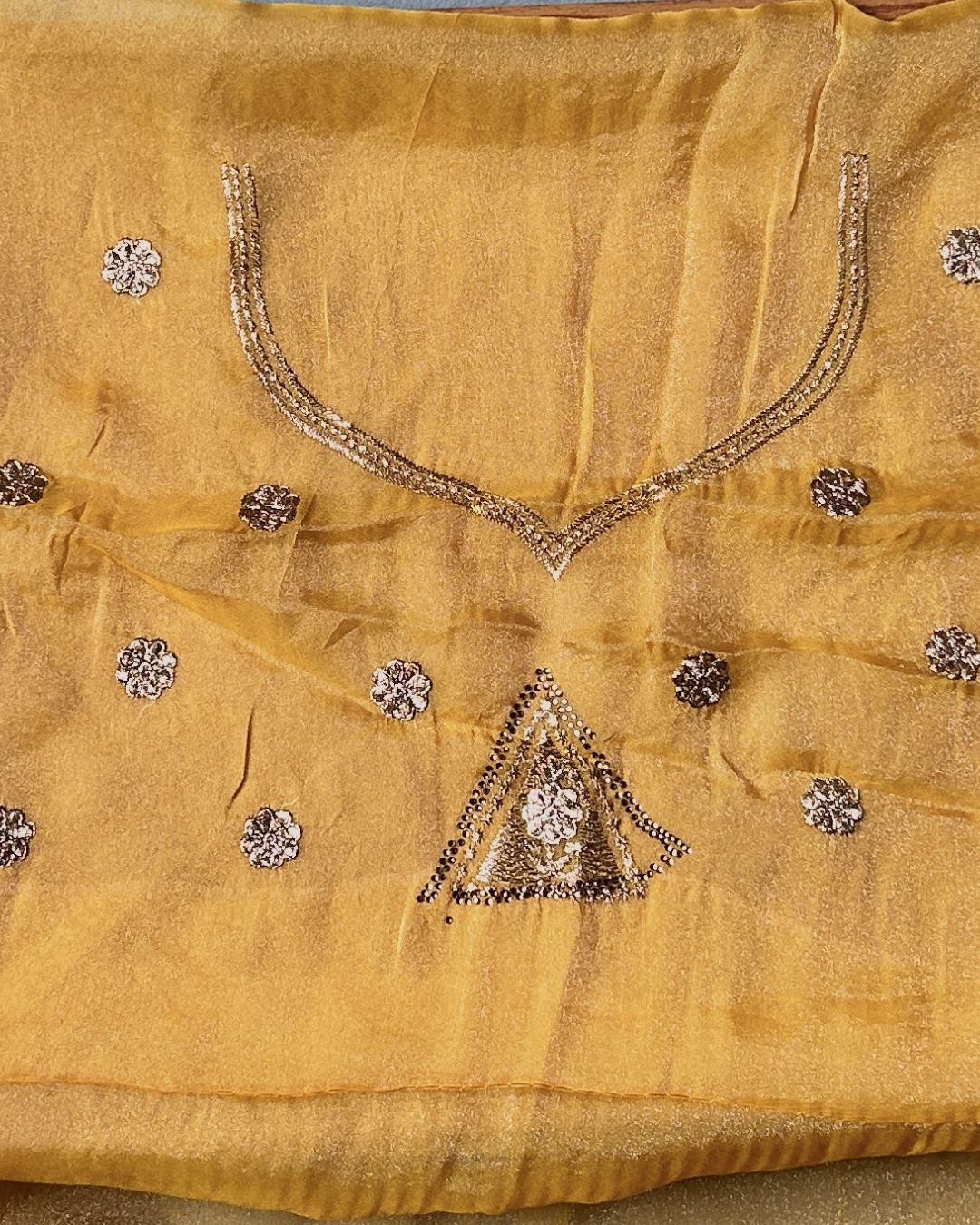 Yellow Colour Shimmer Georgette Dual Shine Wok Border Saree