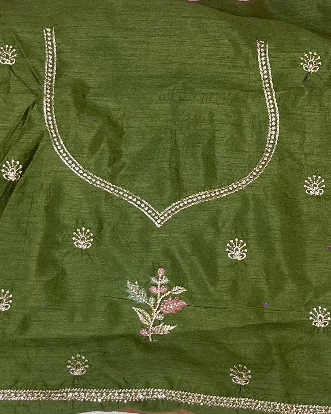 Lavender Shimmer Georgette Saree with Thread Work