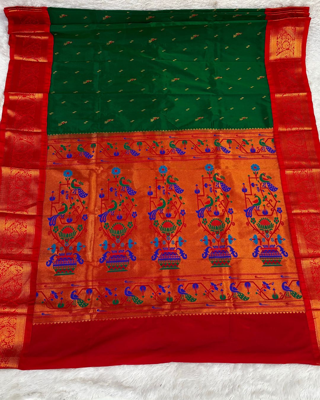 Forest Green  Colour Peacock Paithani with Contrast  Blouse