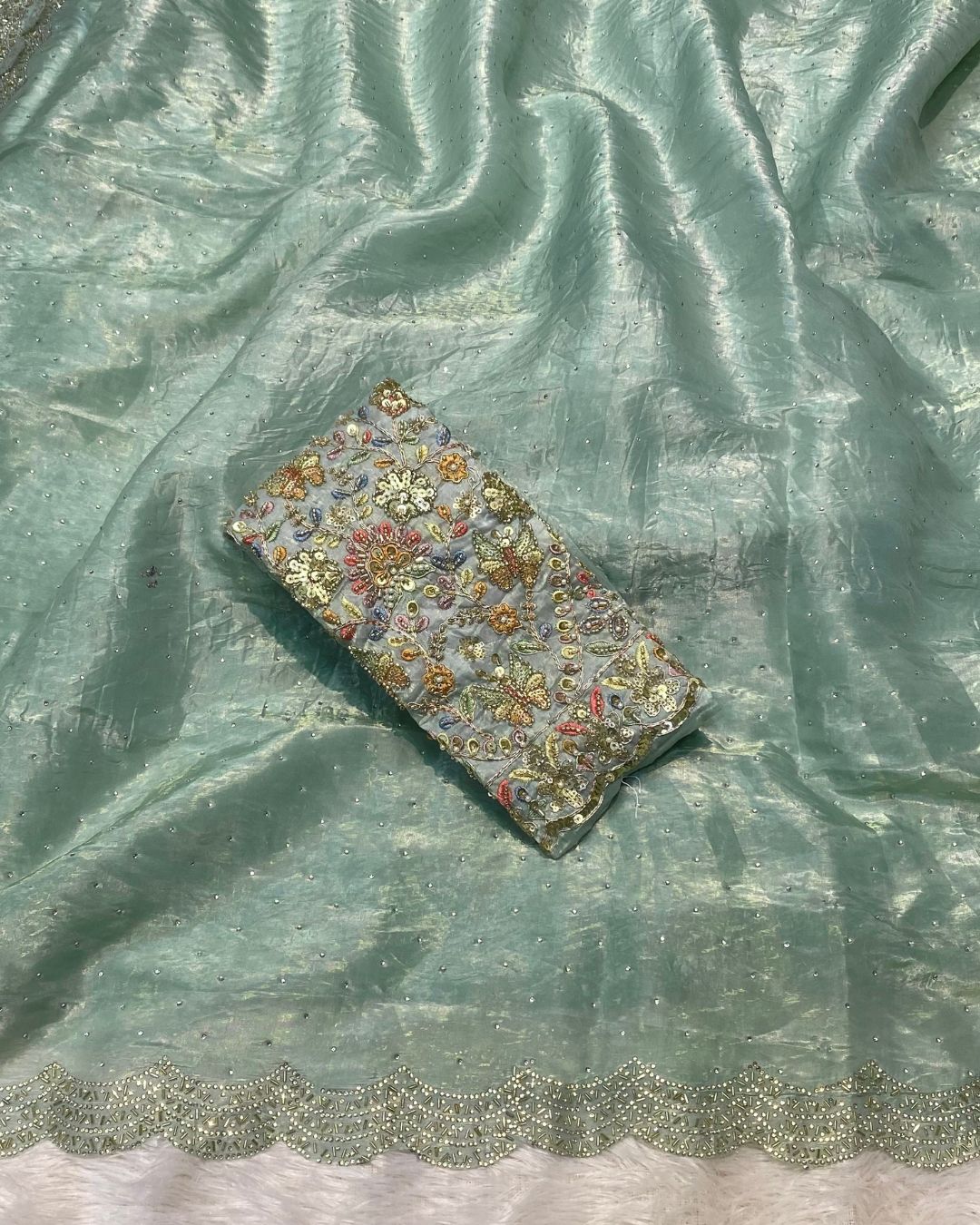 Sea Green Colour Gold Crush Saree With Heavy work Blouse Piece