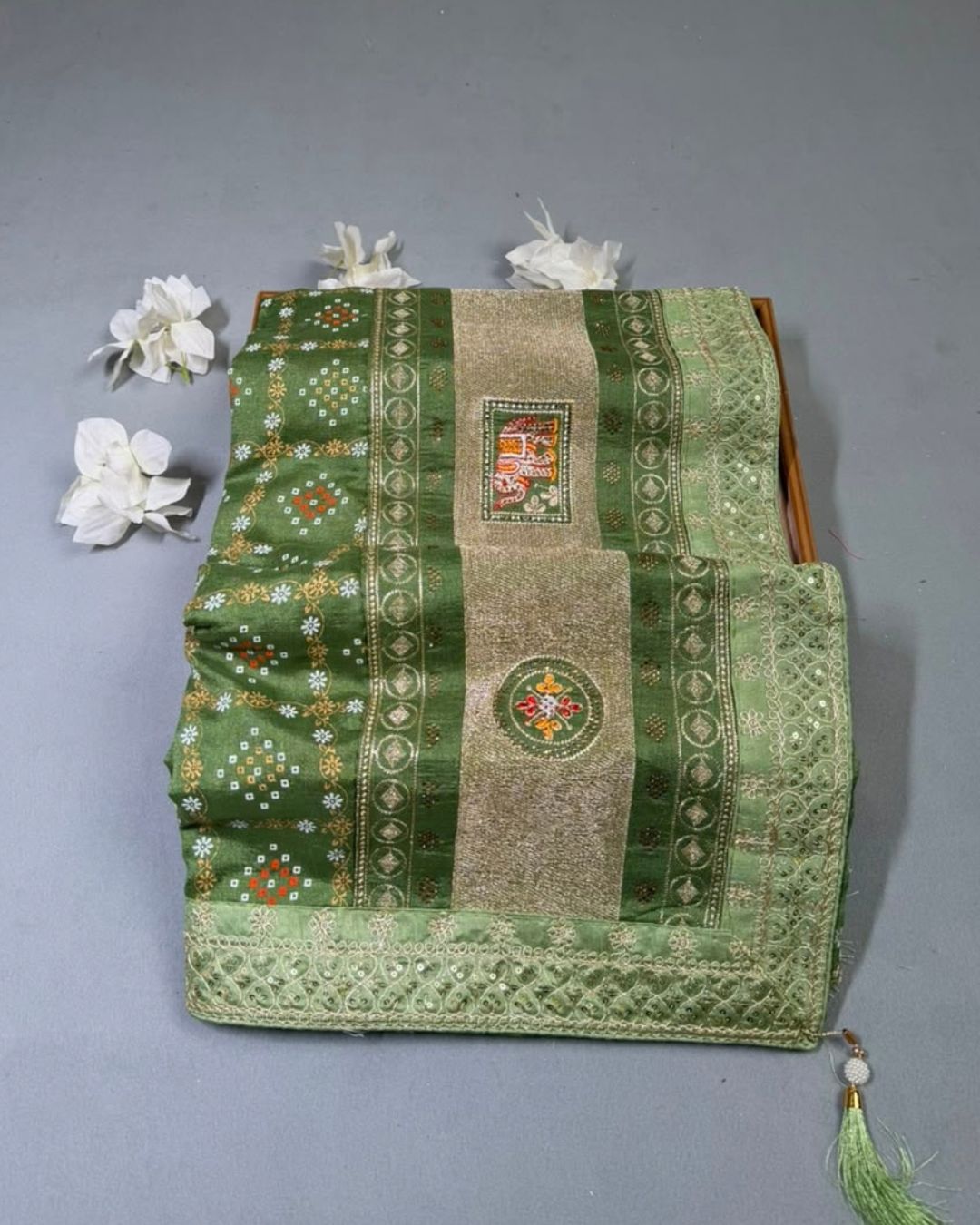 Mehandi Green Colour Crunchy Silk Work Saree