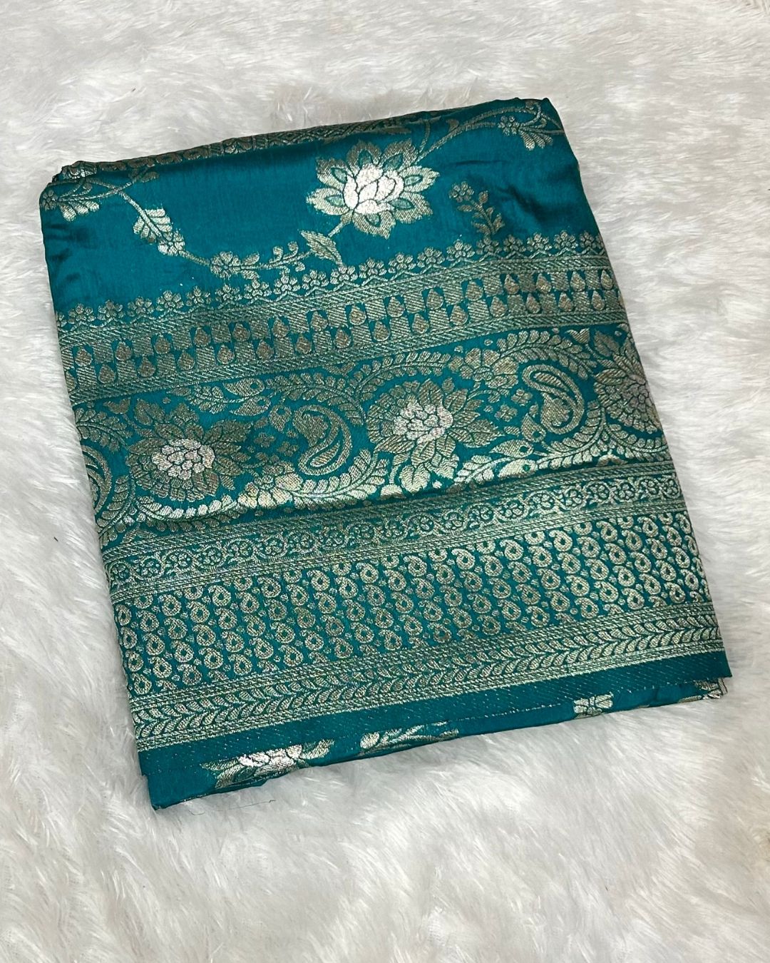 Chintamani Colour Dola Silk Saree