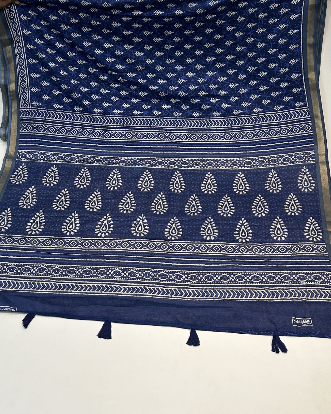 Blue Colour Mal Cotton Indigo Printed Saree with Contrast Border
