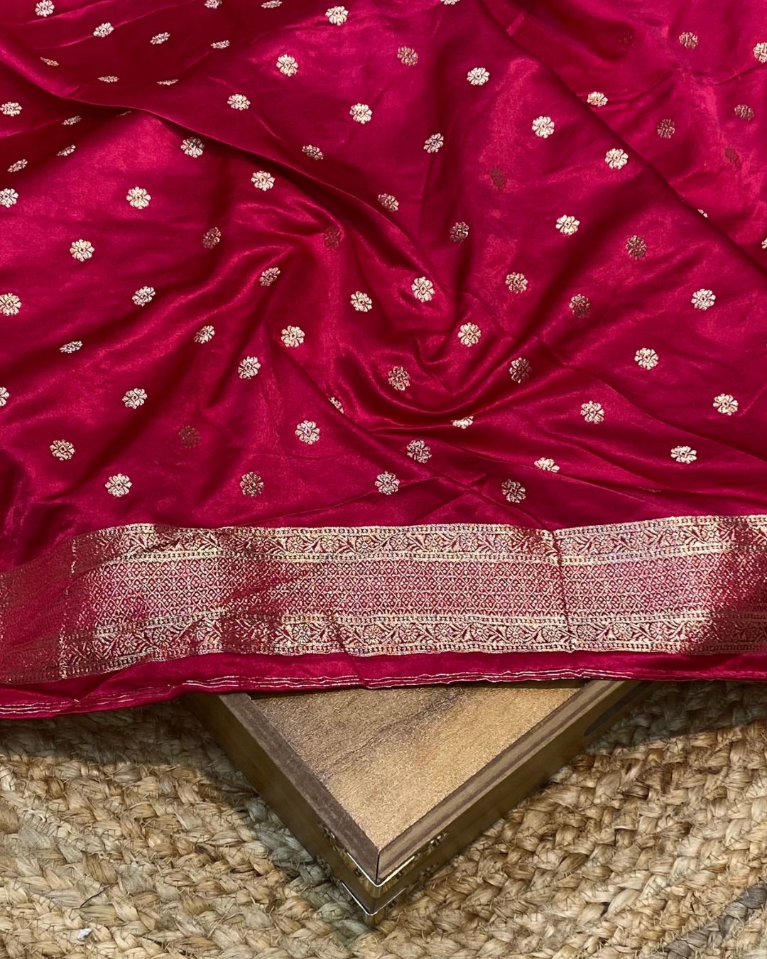 White Colour Soft Satin Silk Saree with Contrast Blouse Piece