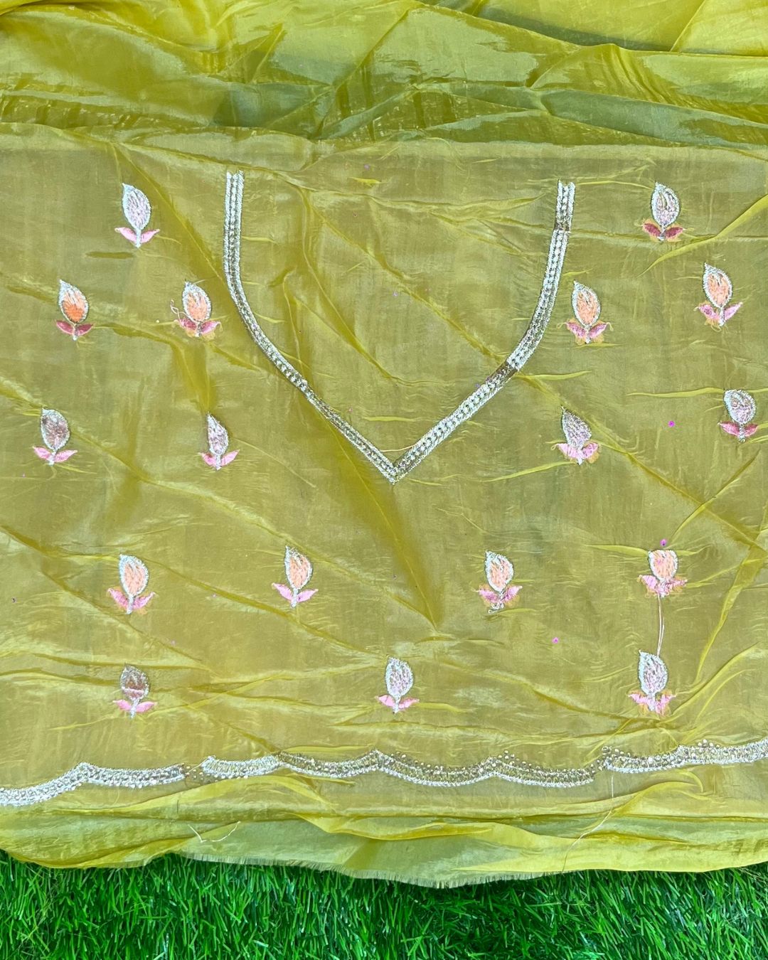 Leman Brust Colour Crunchy Silk Thread Work Saree
