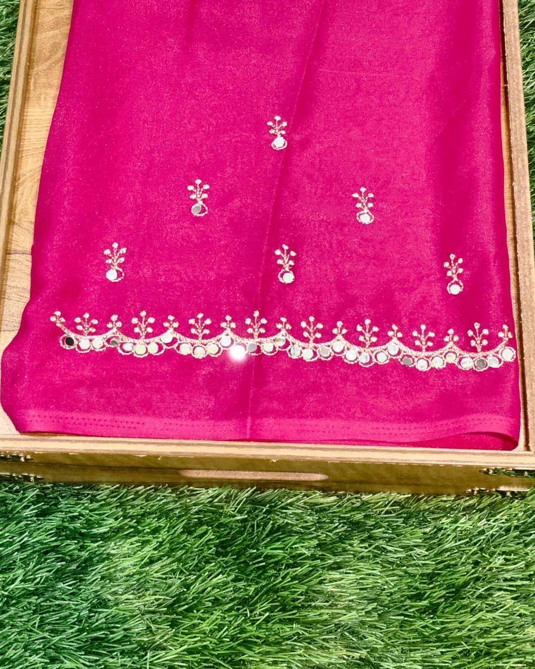 Ivory Colour Georgette Mirror Cut Work Saree
