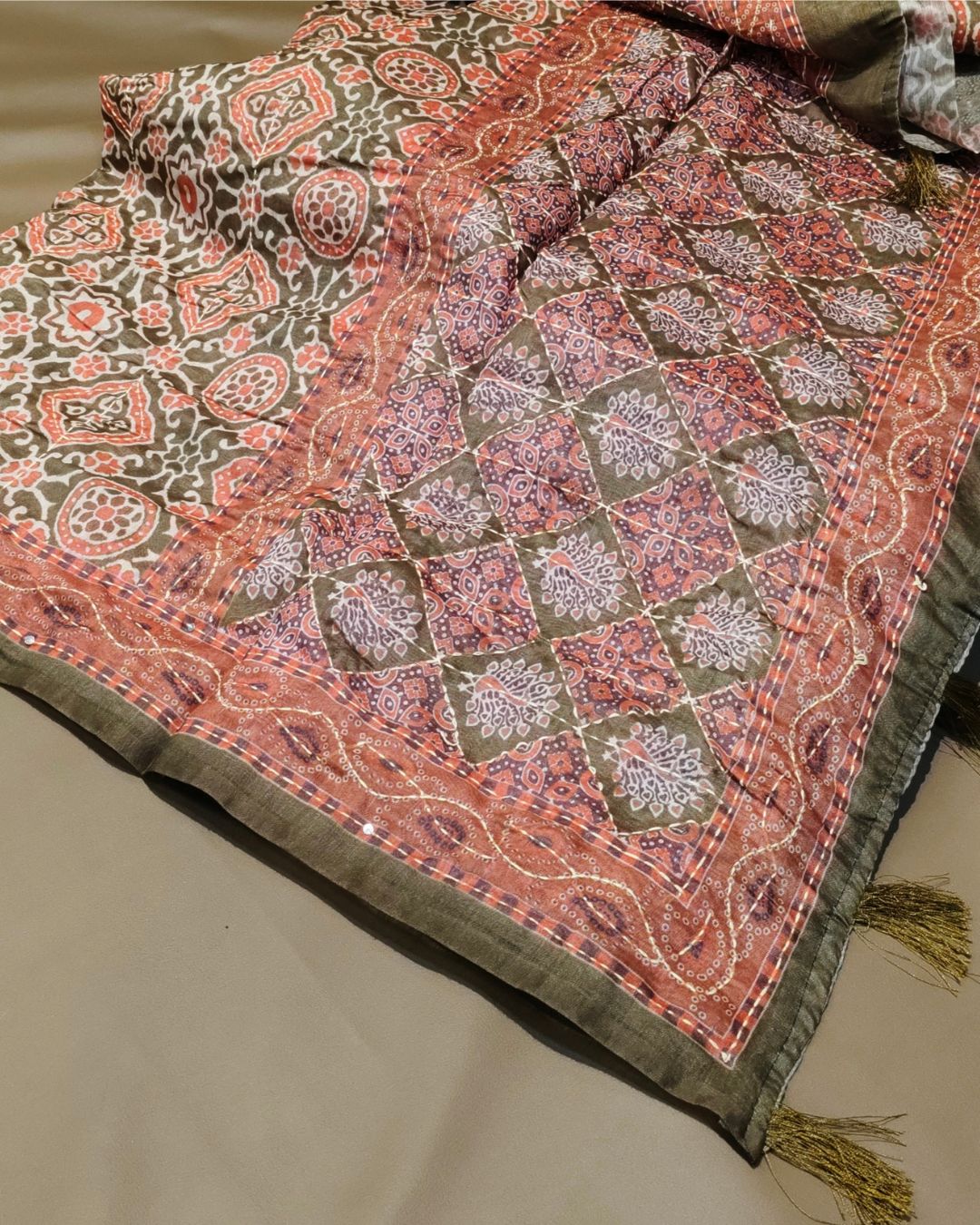 Mehendi Green Colour Soft Cotton Saree