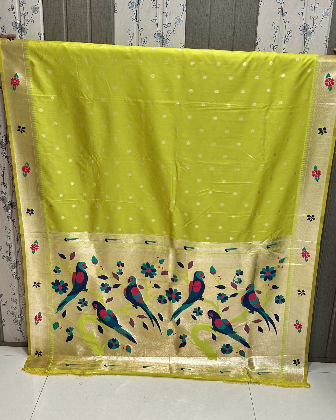 Parrot Green Colour Bamboo Paithani Saree M 15237