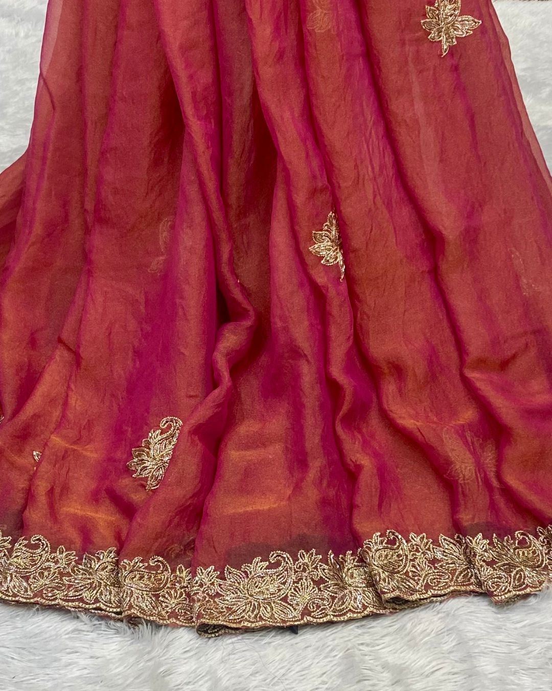 Rust Orange Colour Shimmer Silk Saree with Contrast Blouse Piece