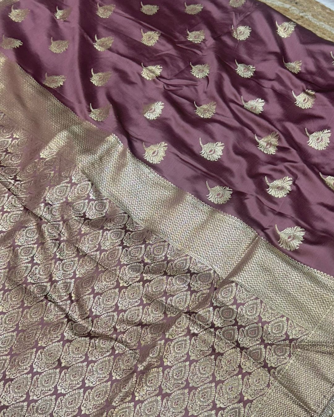 Dusty Onion Pink Colour Soft Silk Saree With Moti Border