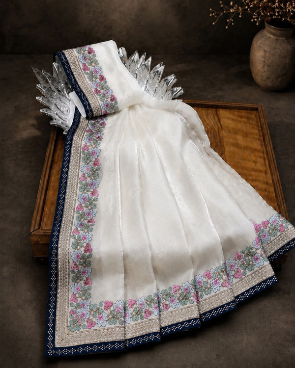 White Colour Fandy Saree with Contrast Blouse Piece