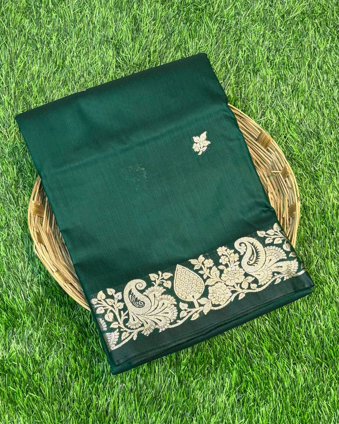 Green Colour Soft Cotton Saree