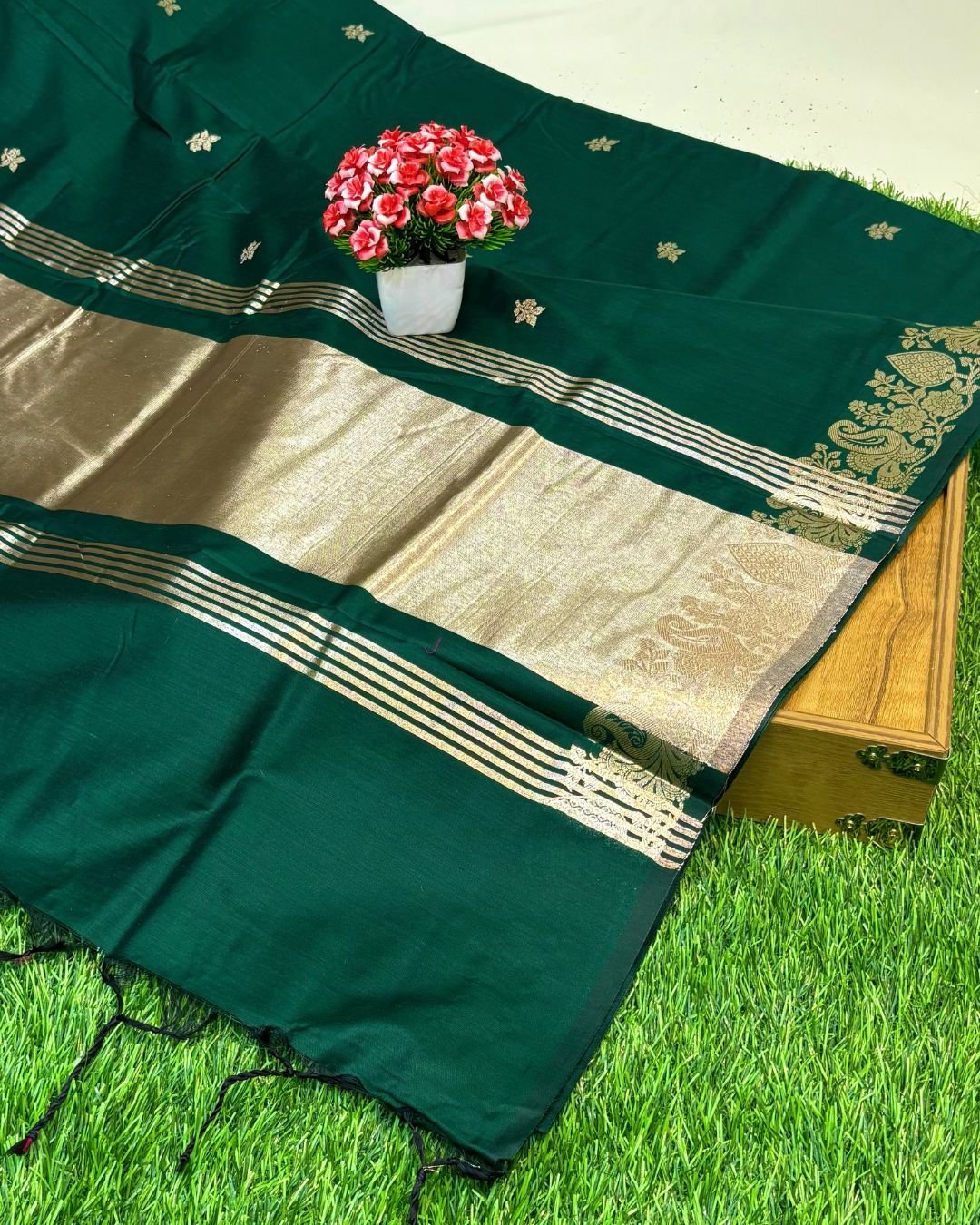Green Colour Soft Cotton Saree