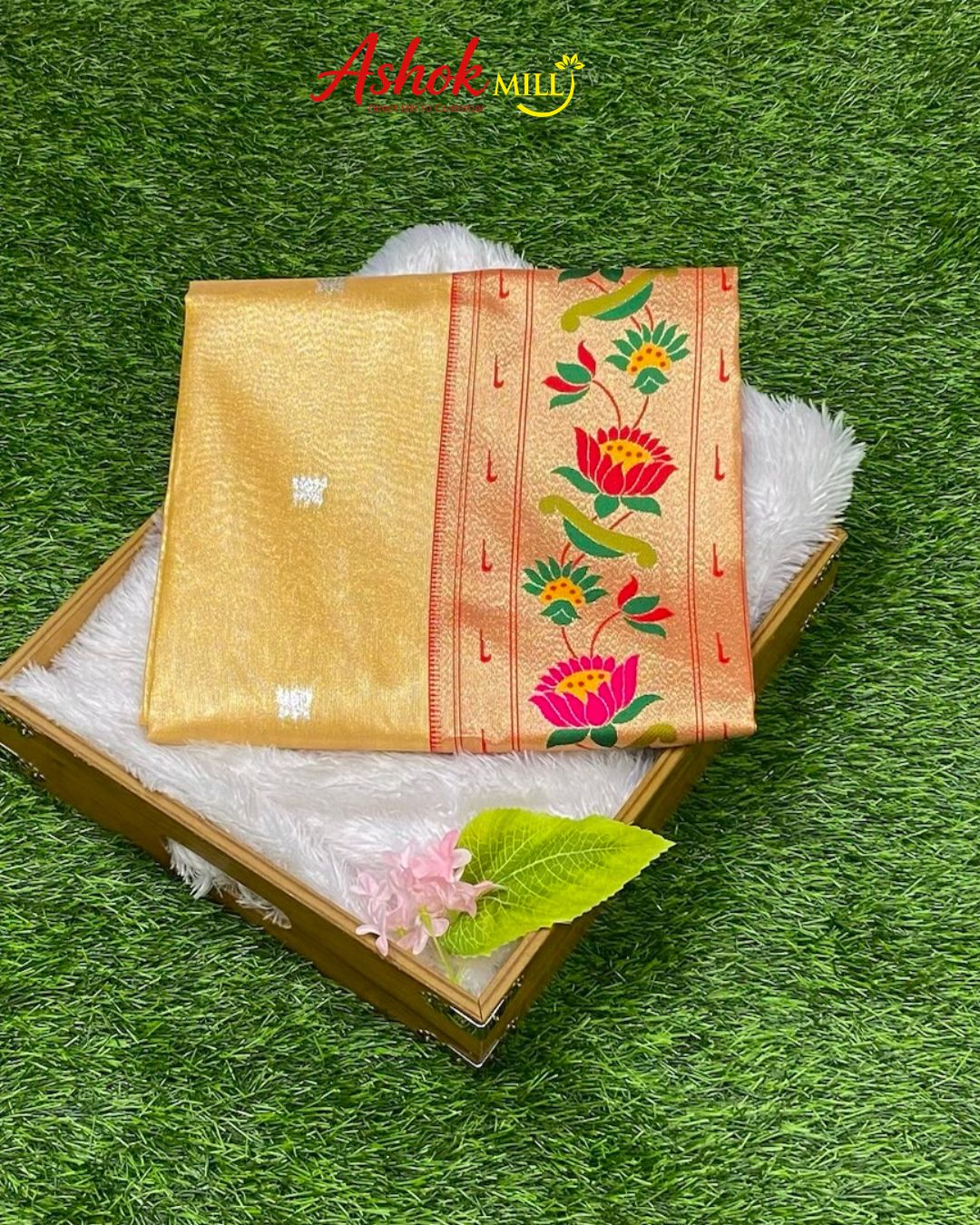 Metallic Gold Colour Soft Tissue Paithani Saree