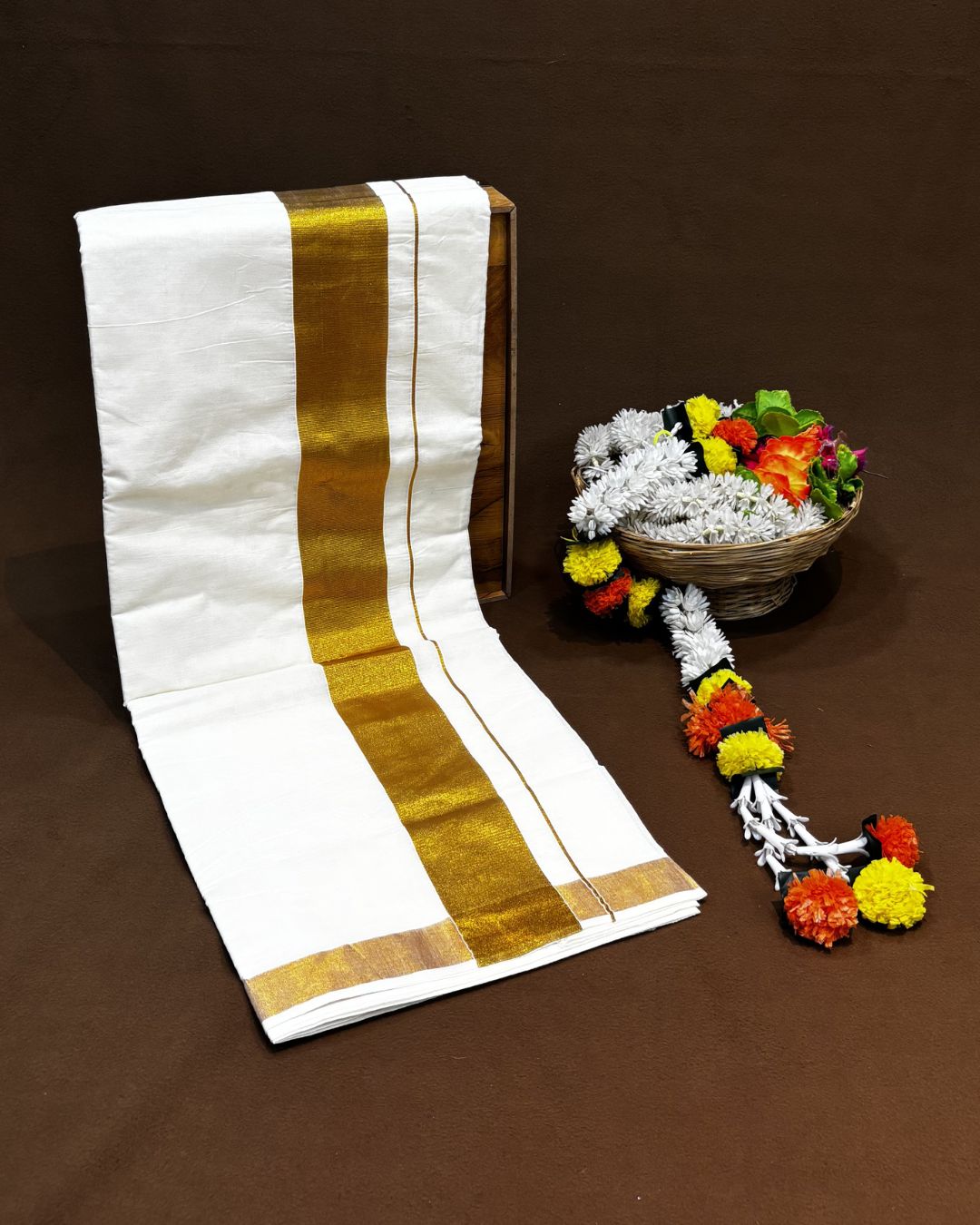 Off White Colour Kerala Cotton Plain Saree