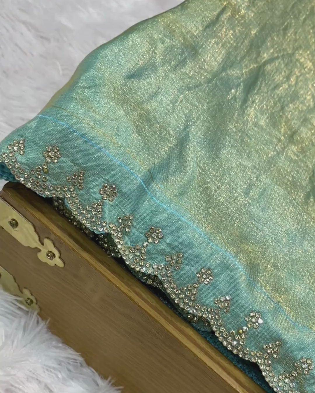 Turquoise Colour Fandy Saree With Heavy work Blouse Piece