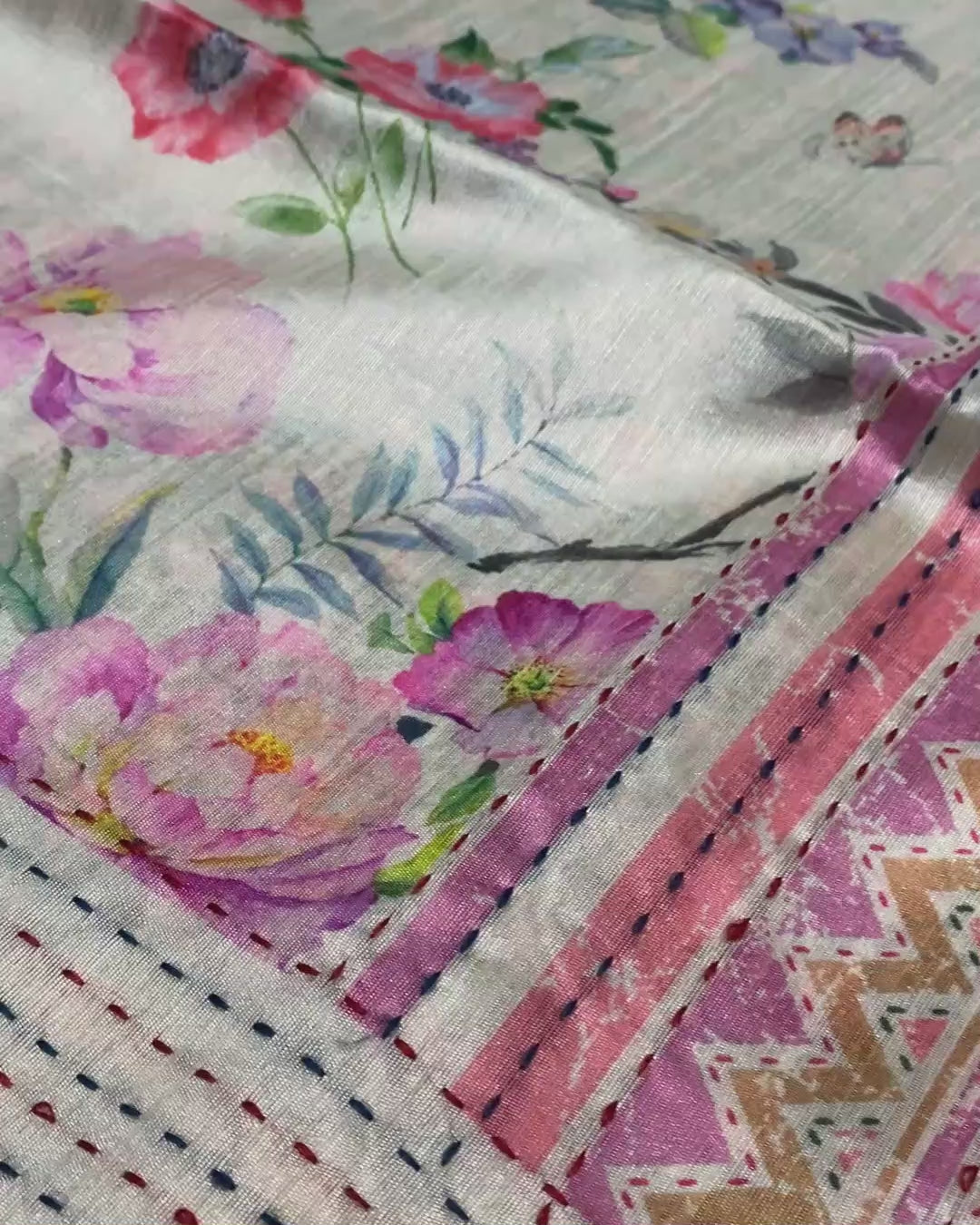 Off White Colour Digital Printed Cotton Saree